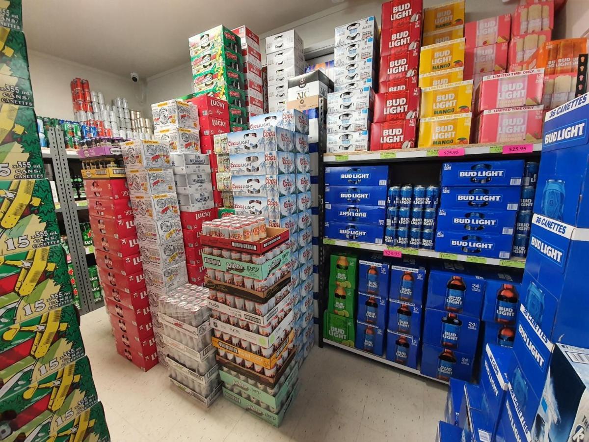 Sundre Motor Inn Eksteriør bilde