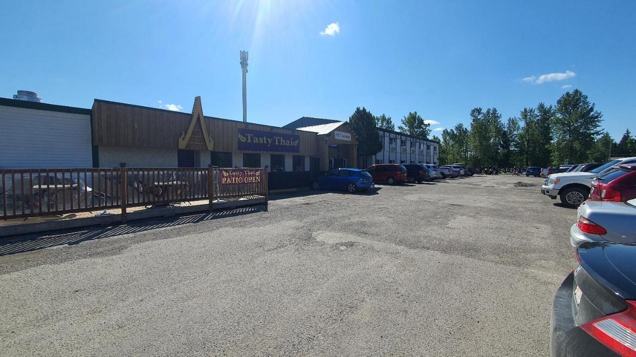 Sundre Motor Inn Eksteriør bilde